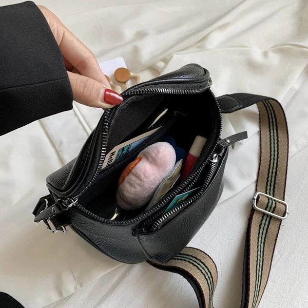 Bolsa Feminina de Couro Compacta - Elegance