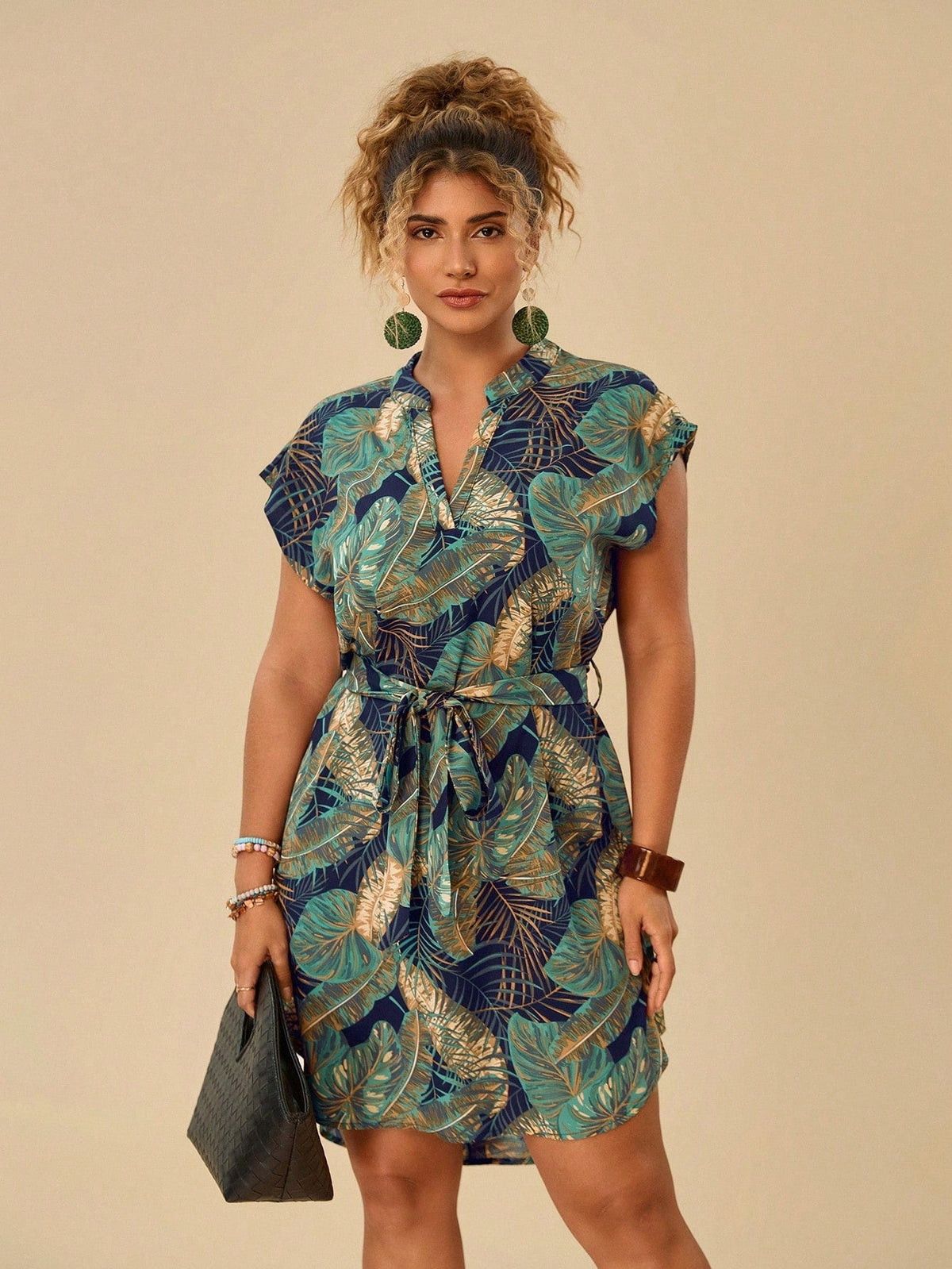 Vestido Plus Size Tropical