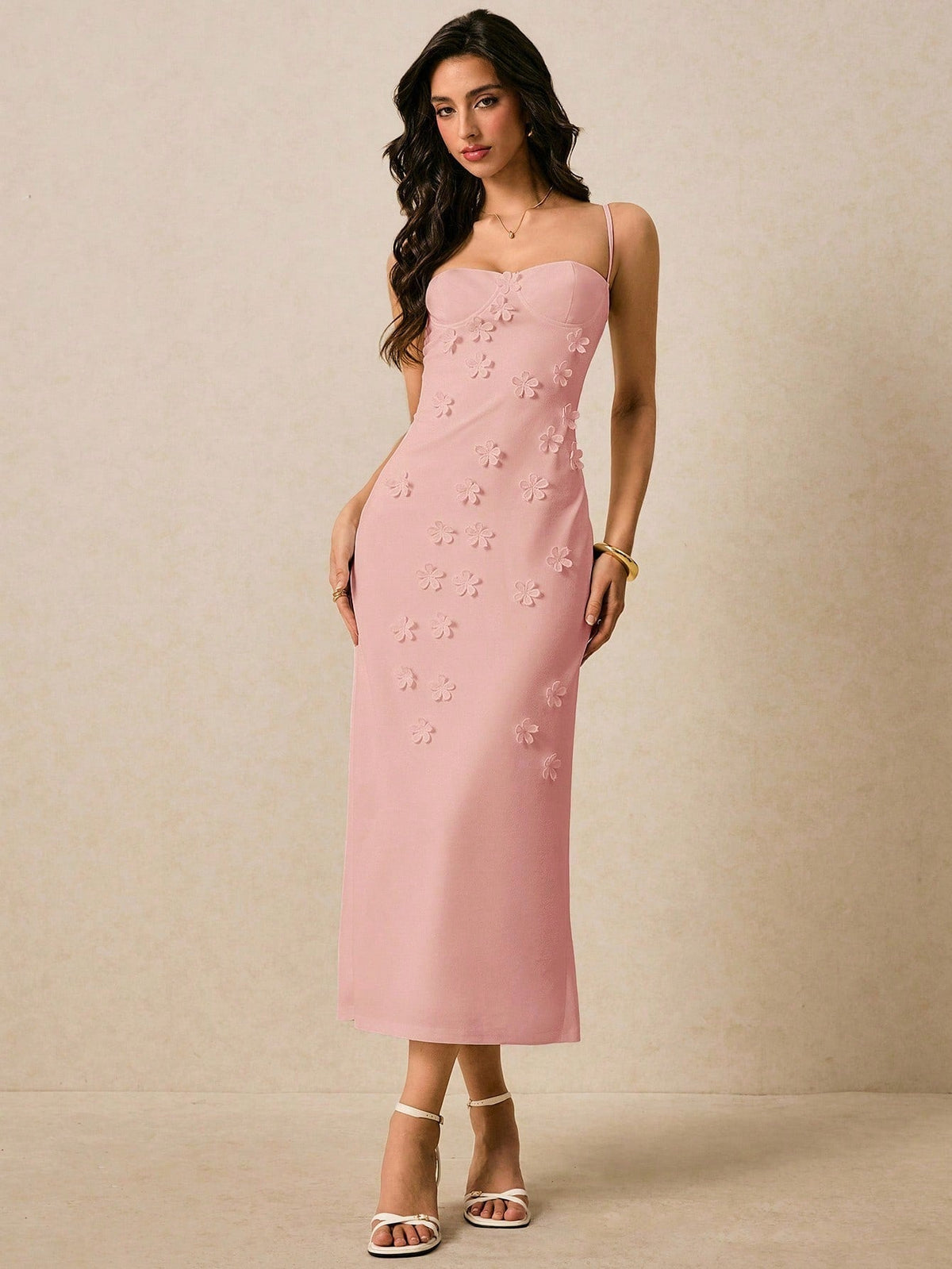 Vestido Longo Lívia Sem Mangas com Aplique, Elegante e Feminino