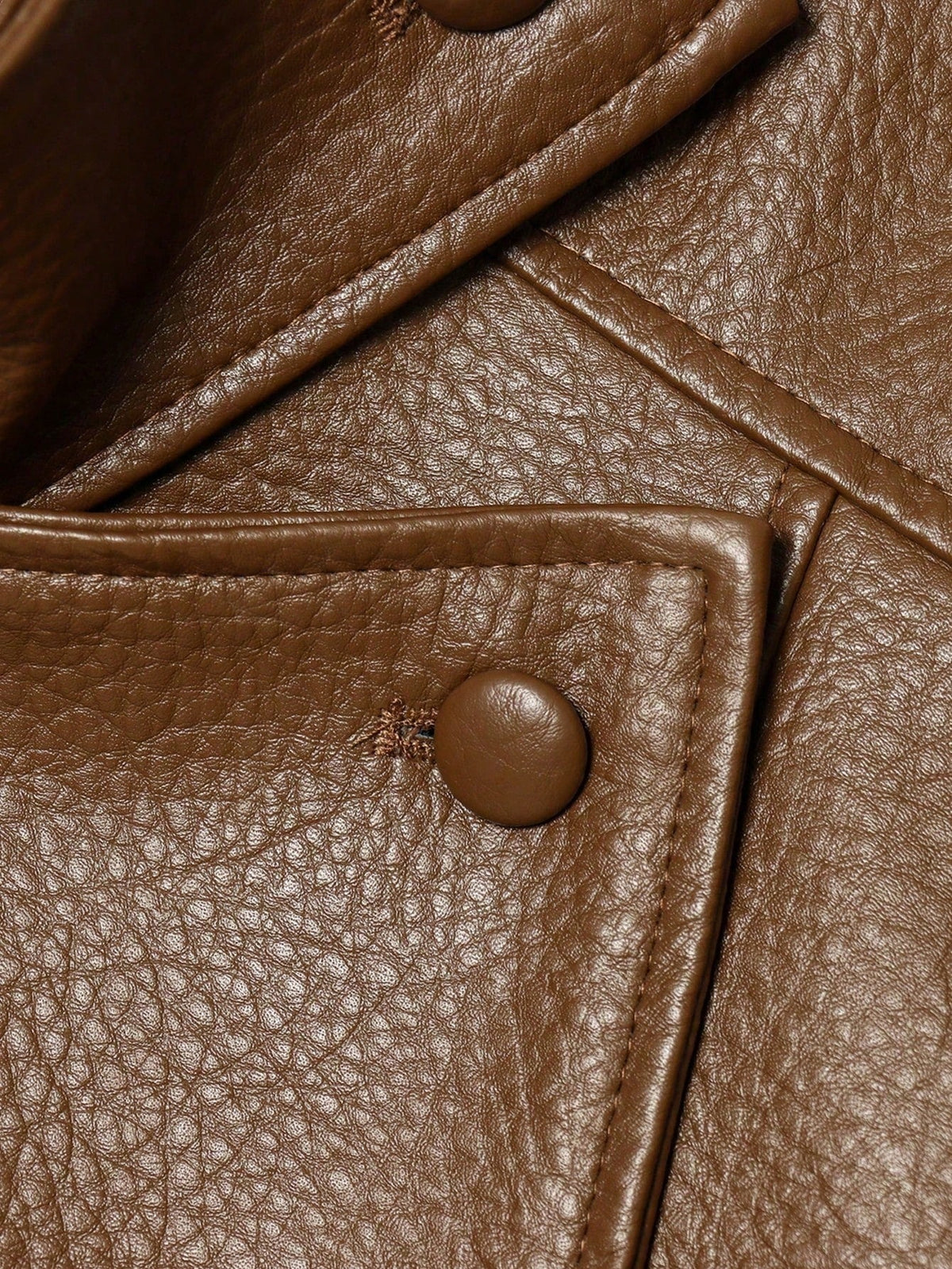 Jaqueta Feminina Camellia Oversized de Corte Solto, Nova para Outono/Inverno, Estilo Europeu e Americano, Casaco Minimalista Versátil Premium em Couro Sintético para Outono - Marrom Claro