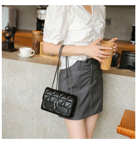 Bolsa CrossBody em acabamento Premium - Manu