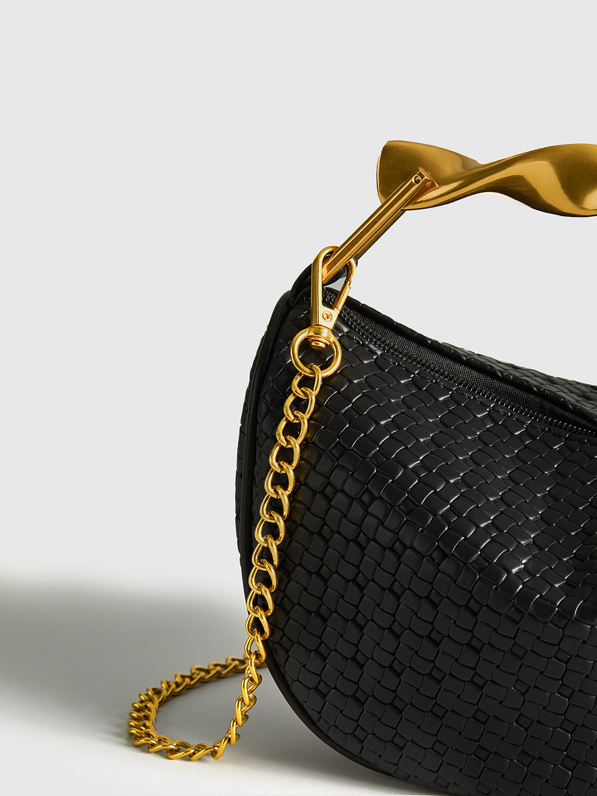 Bolsa de Couro Texturizado com Alça de Corrente - Strap