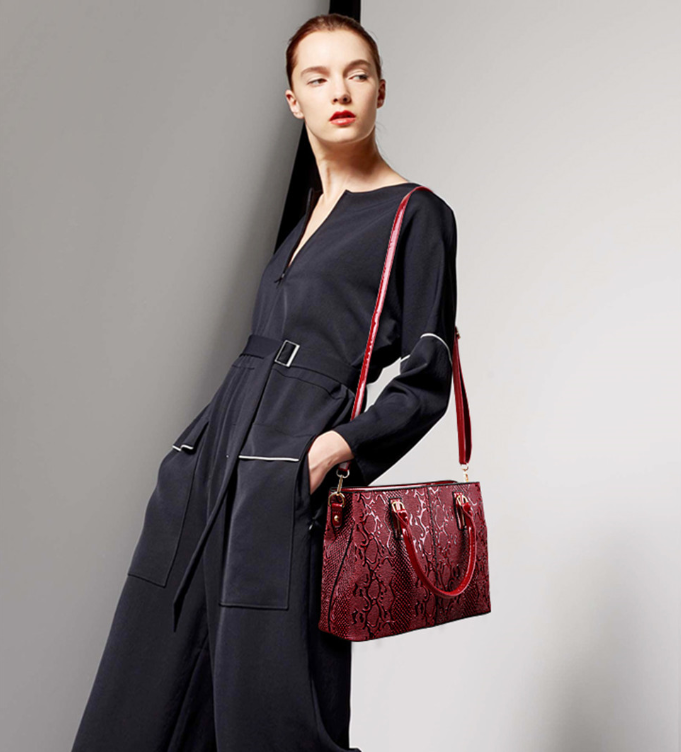 Bolsa Feminina de Couro - Intrecciato